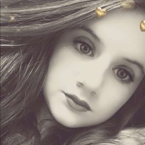 Meet your Posher, Aryn